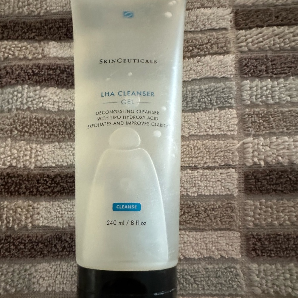 SkinCeuticals LHA Cleanser & Exfoliant